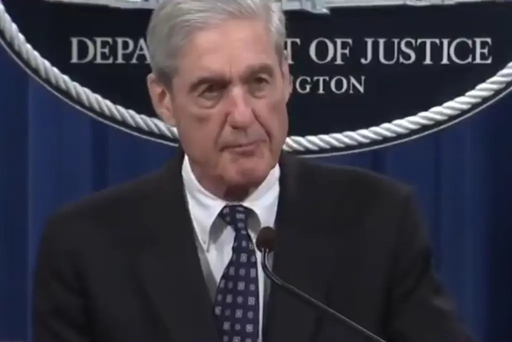 Imagen Celebra Trump la muerte de Robert Mueller, quien lo investigó en las elecciones