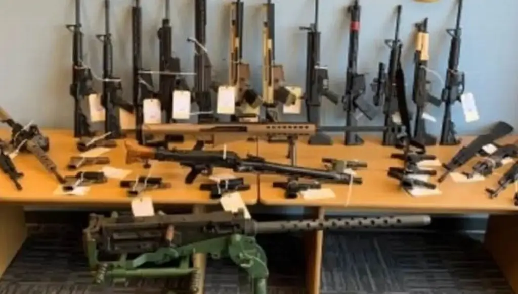 Imagen EU acusa a ciudadano búlgaro de abastecer armas y explosivos a cartel mexicano