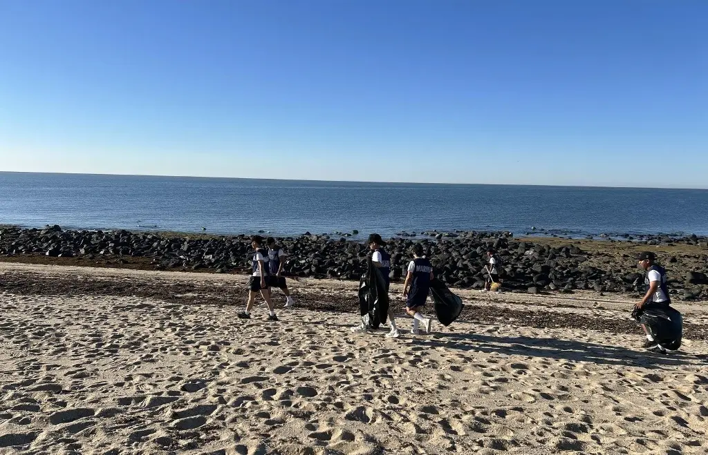 Imagen Semar garantiza control de la contaminación por petróleo en Golfo de México; reportan playas limpias
