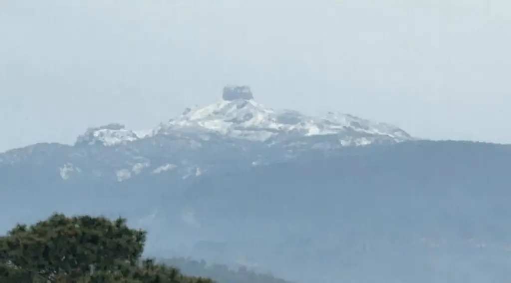 Imagen En plena primavera; cae granizo en el Cofre de Perote y Jalancingo, Veracruz 