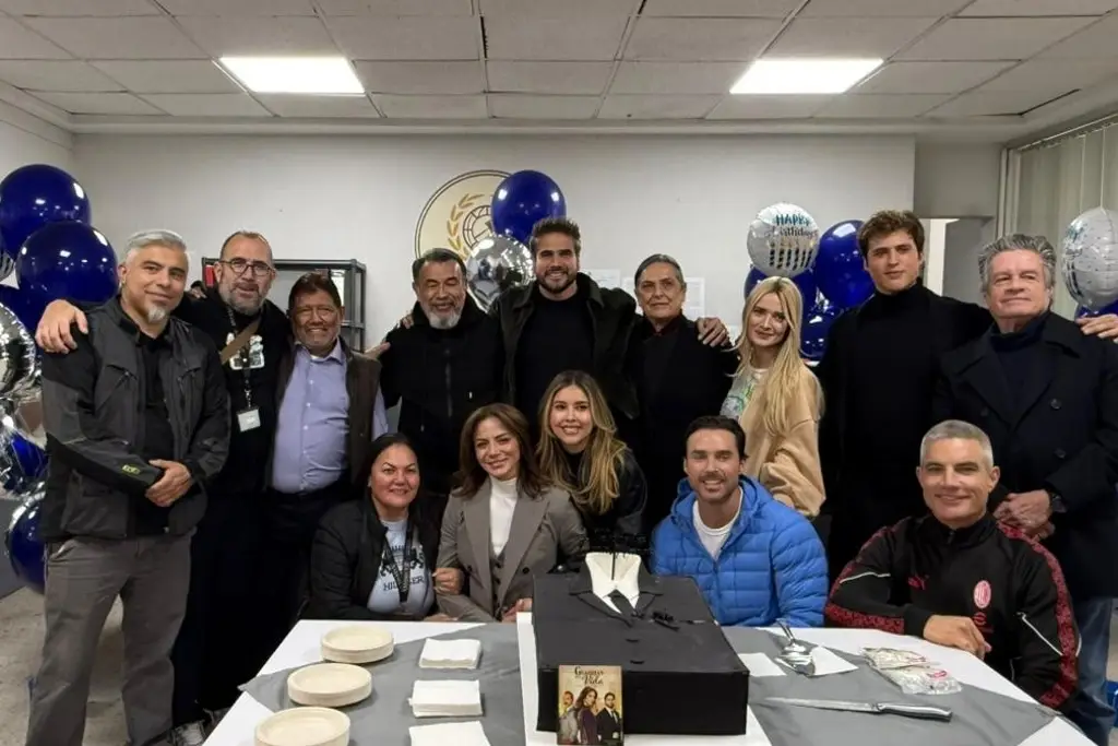 Imagen Daniel Arenas celebra su cumpleaños trabajando en 'Guardián de mi vida'