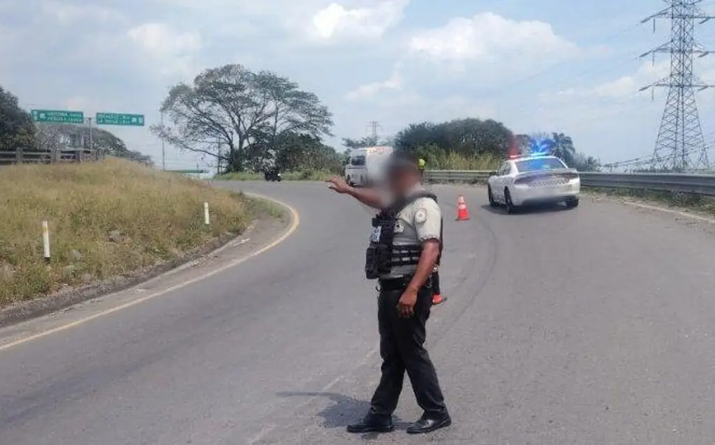 Imagen Se registra cierre parcial en carretera de Veracruz; este es el motivo 