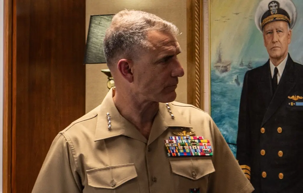 Imagen Jefe del Comando Sur de EU advierte sobre la amenaza de China, Rusia e Irán en la región