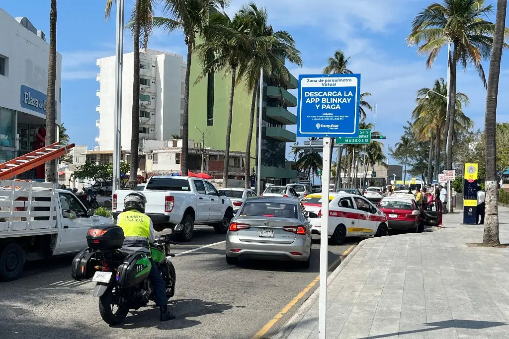 Imagen Seguirán operativos para impedir apartados de estacionamiento en Villa del Mar: Tránsito 
