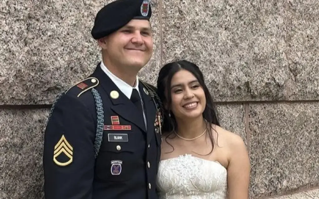 Imagen ICE arresta a esposa de militar estadounidense pocos días después de casarse