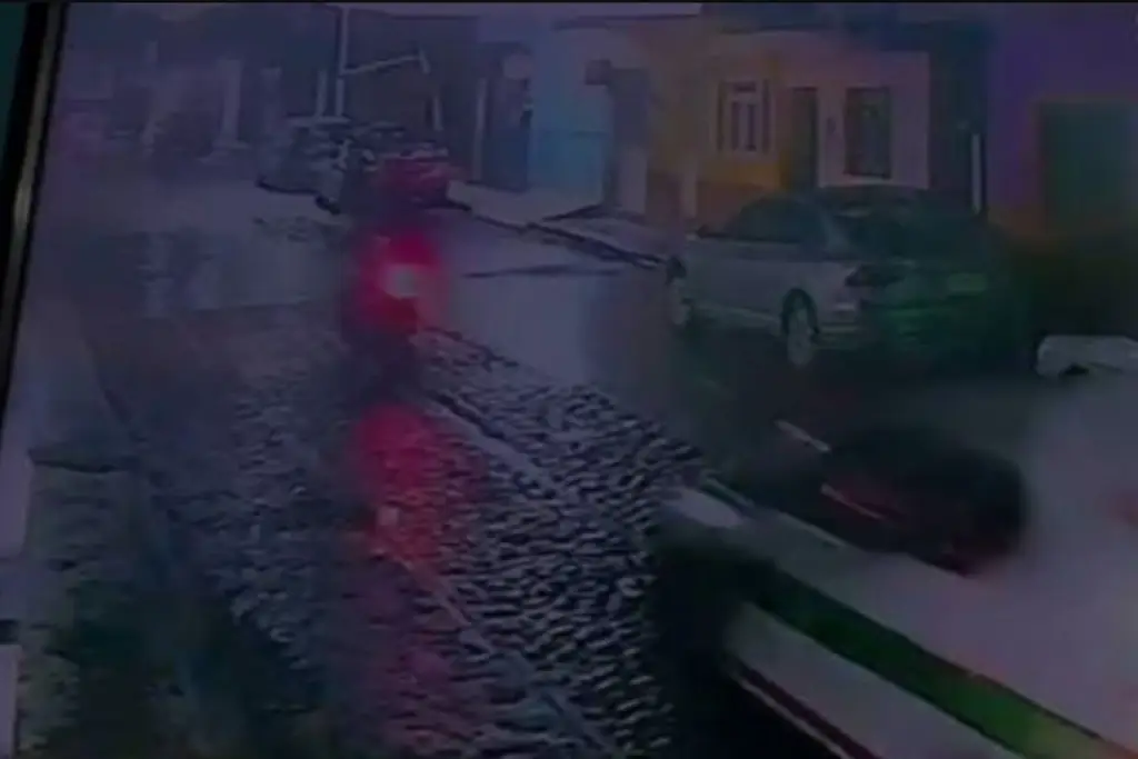 Imagen Detienen a taxista que atropelló y mató a motociclista en Coatepec