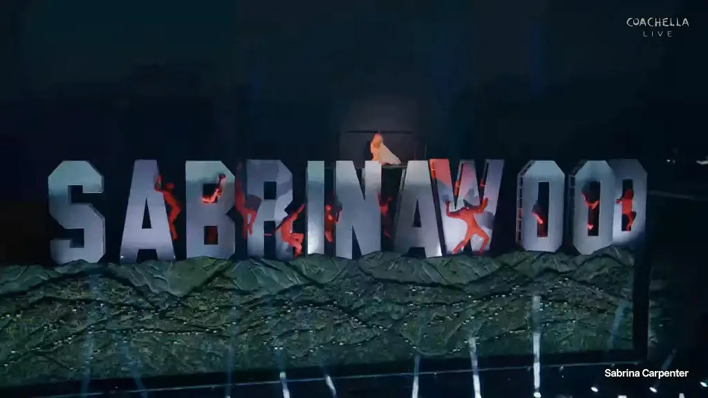 Imagen Sabrina Carpenter convierte Coachella en un set de cine de Hollywood