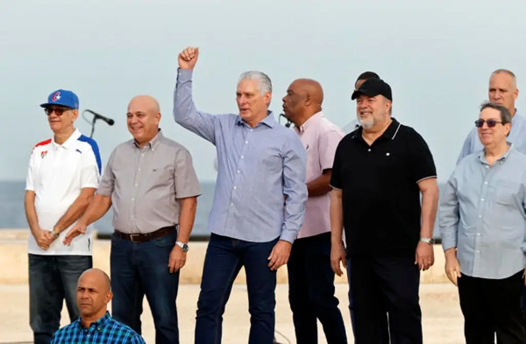 Imagen Terminando guerra en Irán lo más seguro es que EU vaya por Cuba: Internacionalista 