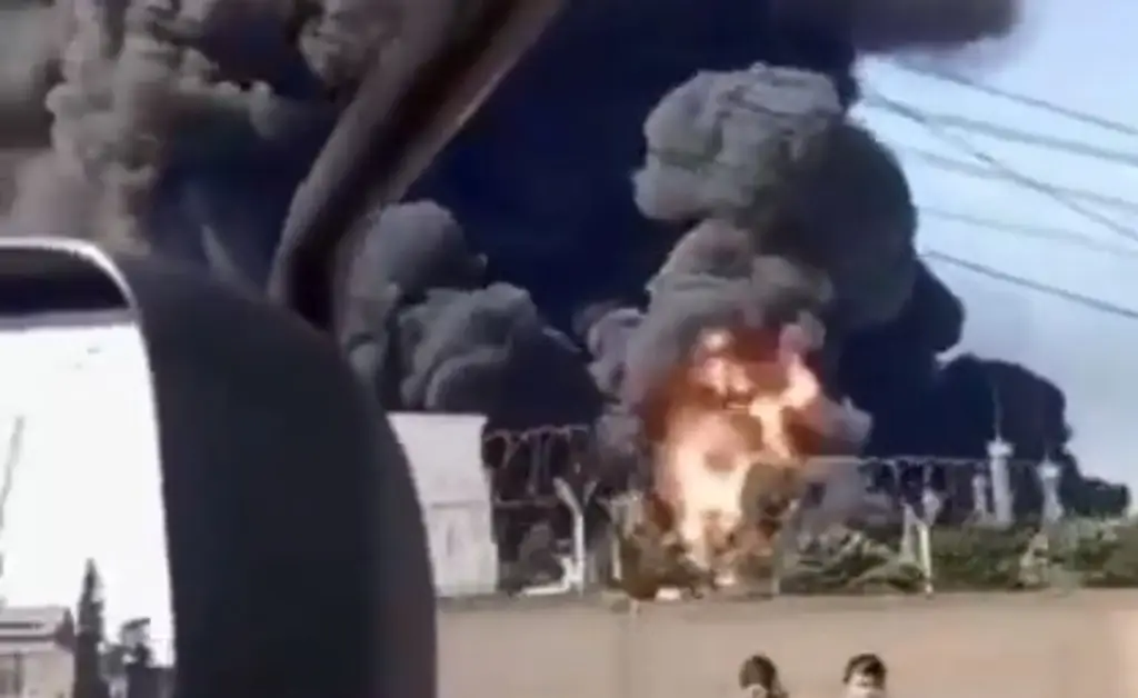 Imagen Ucrania dice haber alcanzado una refinería en el sur de Rusia