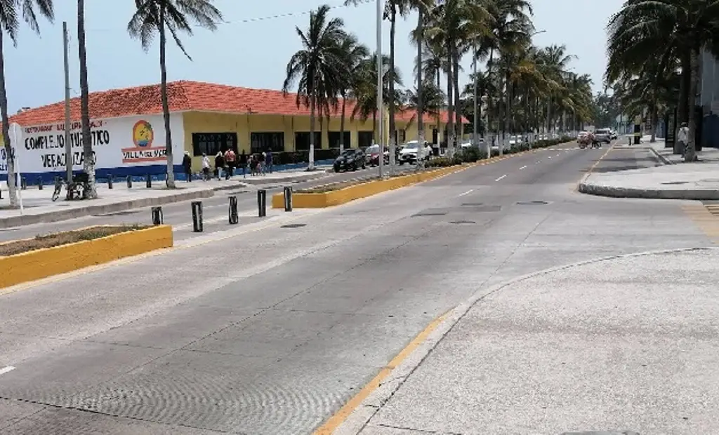 Imagen Dice que nos van a ponchar: denuncia abuso de franeleros en bulevar de Veracruz