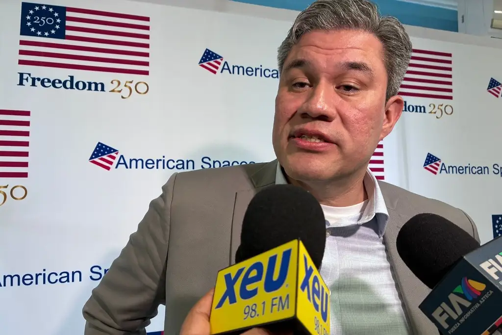 Imagen Inglés abre puertas del mundo: ministro de Embajada de EU en México