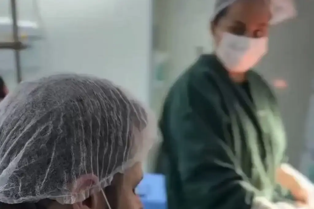 Imagen 'Se puso blandito' al presenciar el nacimiento de su hijo (+Video)