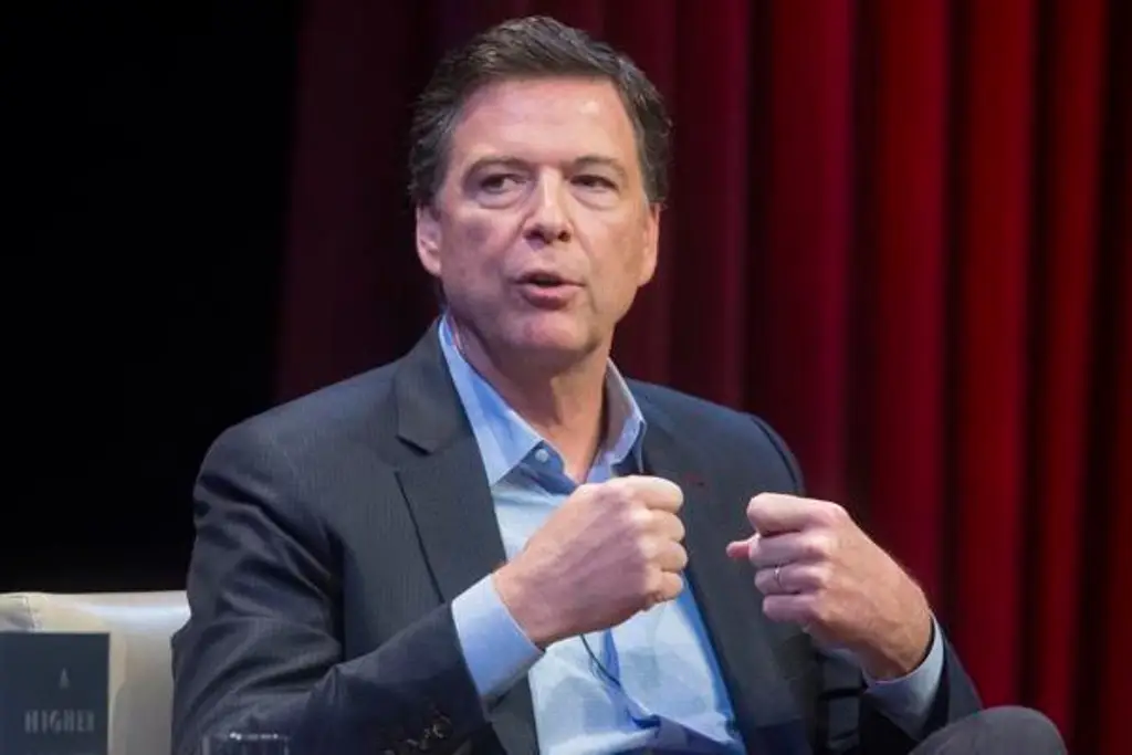 Imagen Giran orden de aprehensión contra exdirector del FBI; de esto lo acusan 