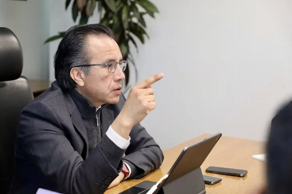 Imagen Cuitláhuac García rompe silencio; se pronuncia tras críticas de su papá a Rocío Nahle