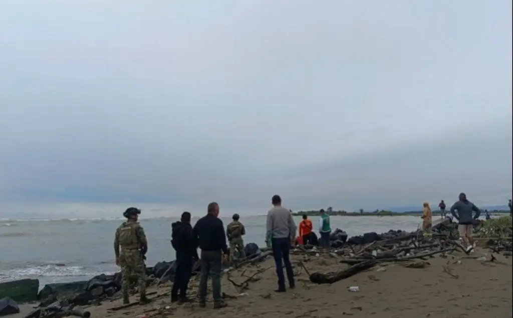 Imagen Turista menor de edad desaparece tras ingresar al mar en Costa Esmeralda, Veracruz 