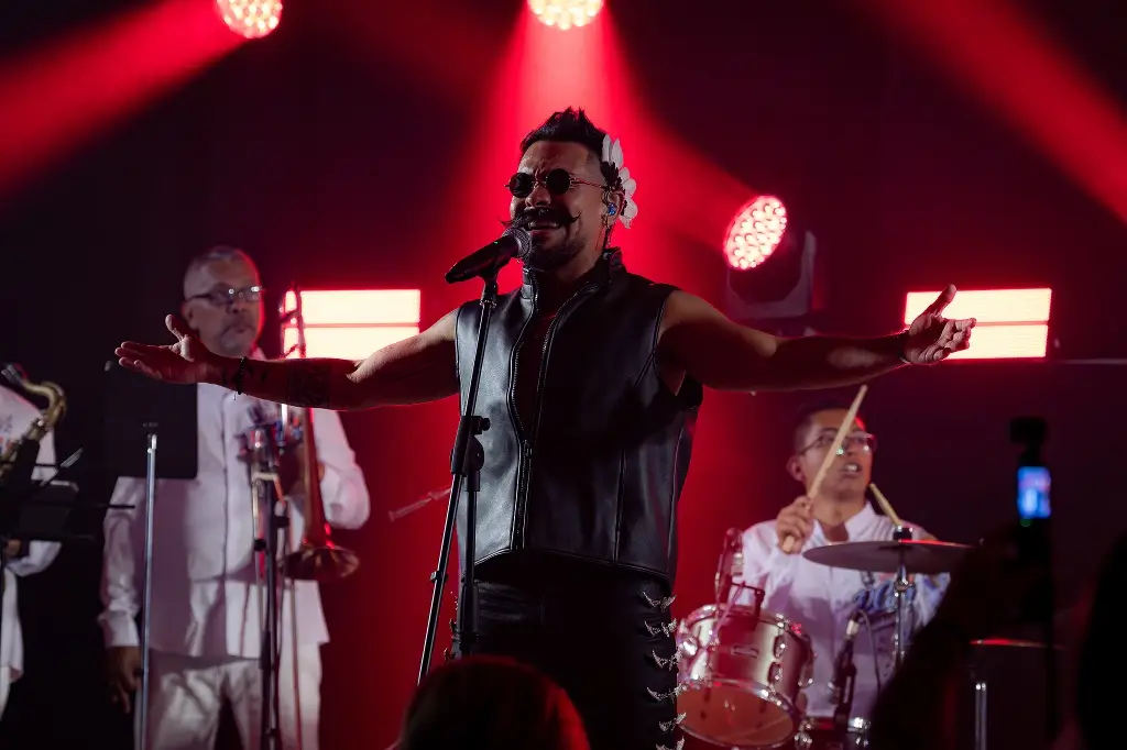 Imagen Jimmy Rodríguez llega a Xalapa y arrasa con su salsa mexicana (+fotos)