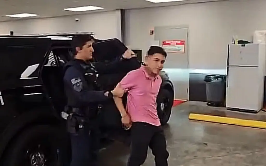 Imagen Demandan a Texas para detener la implementación de partes de mayor ley antiinmigrante