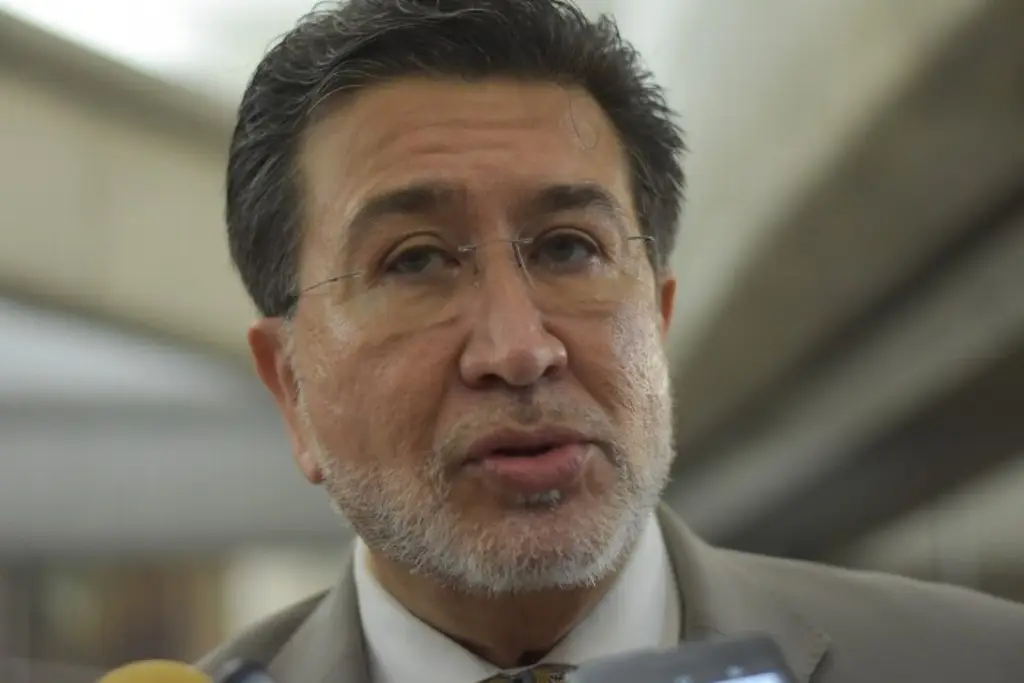 Imagen Renuncia de Héctor Yunes al PRI es ambición: Jorge Armando Meade acusa esto