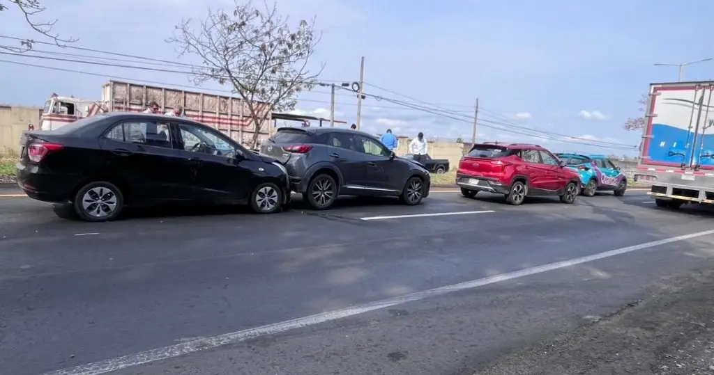Imagen Carambola en la carretera federal Veracruz-Xalapa