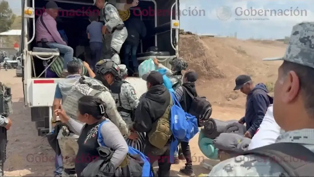 Imagen Familias desplazadas por violencia en Chilapa, Guerrero, regresan a sus casas: Segob