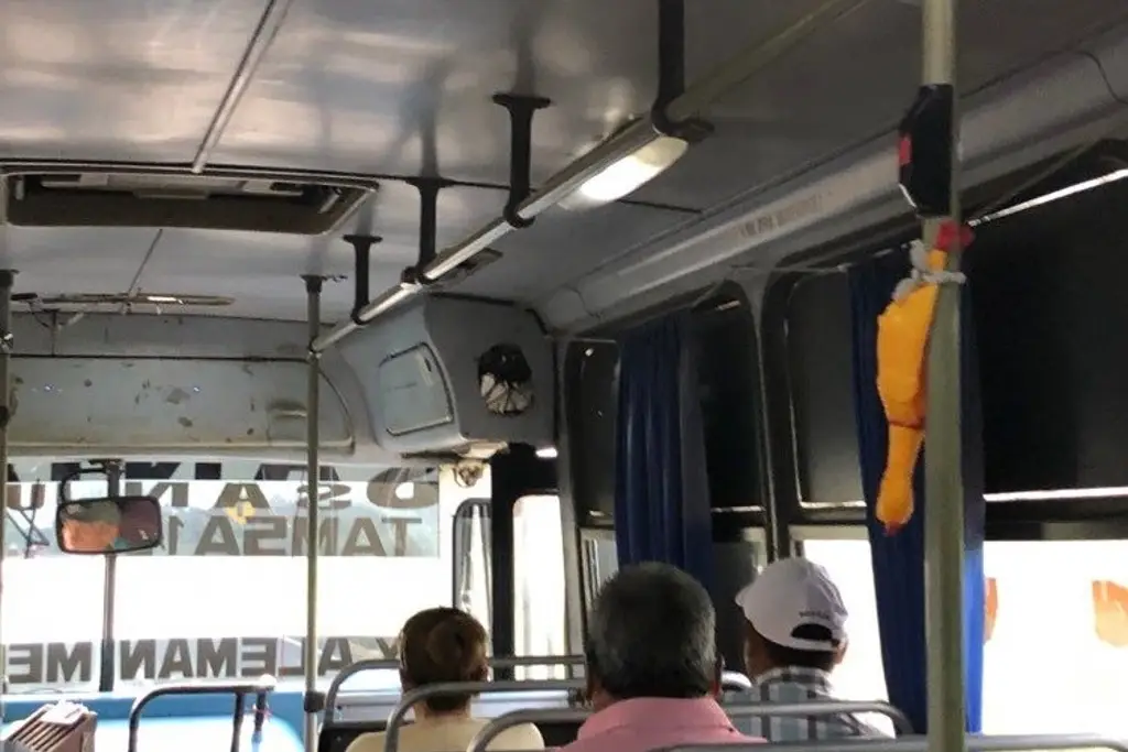 Imagen Inicia revisión de camiones en Veracruz; unidades viejas ya no podrán circular 