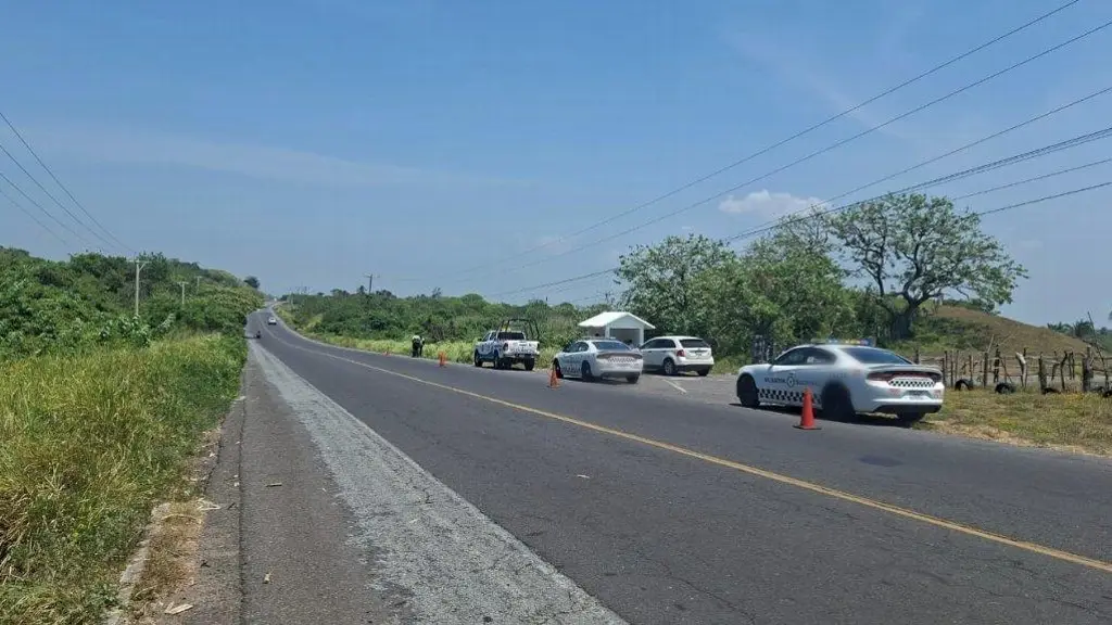 Imagen Se registra cierre parcial de circulación en carretera de Veracruz; conoce a qué altura 