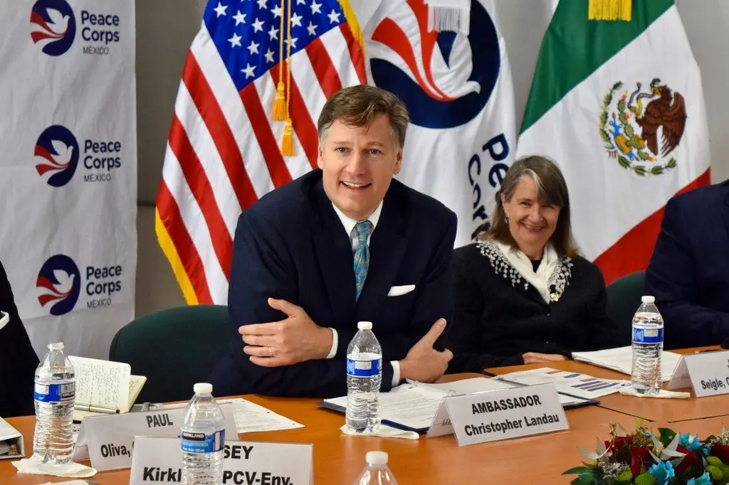 Imagen Christopher Landau critica comunicado de Morena que apoya a Cuba