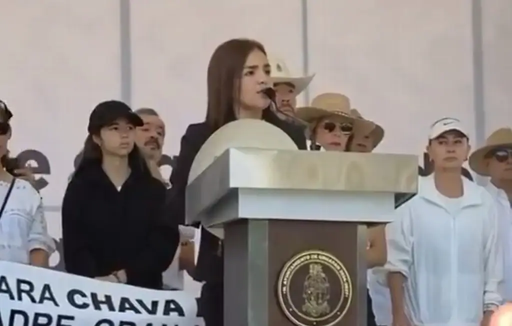 Imagen Con los niños no: Grecia Quiroz, por menor y su madre lesionados en ataque