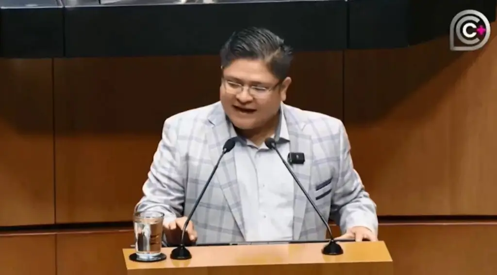 Imagen Gibrán Ramírez acusa a Rocha Moya e Inzunza de actuar con respaldo presidencial