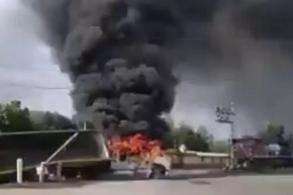 Imagen Abaten a presunto delincuente en Colima; hay 2 elementos elementos heridos de la FGE