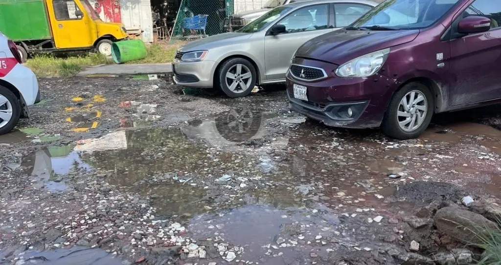 Imagen Se quejan por las pésimas condiciones de esta calle en Veracruz