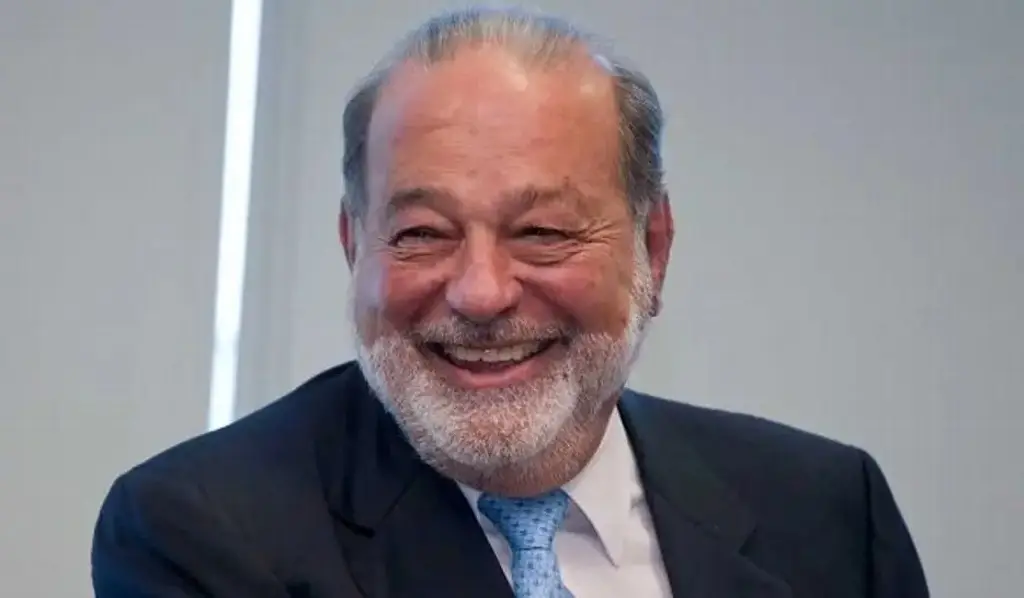 Imagen Carlos Slim considera que se dio poco tiempo para el registro de líneas telefónicas 
