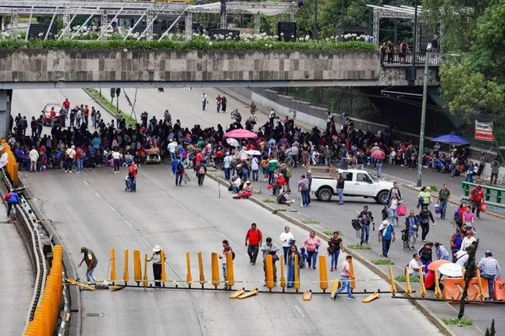 Imagen Arriban más integrantes de la CNTE para mega marcha de este lunes en CDMX