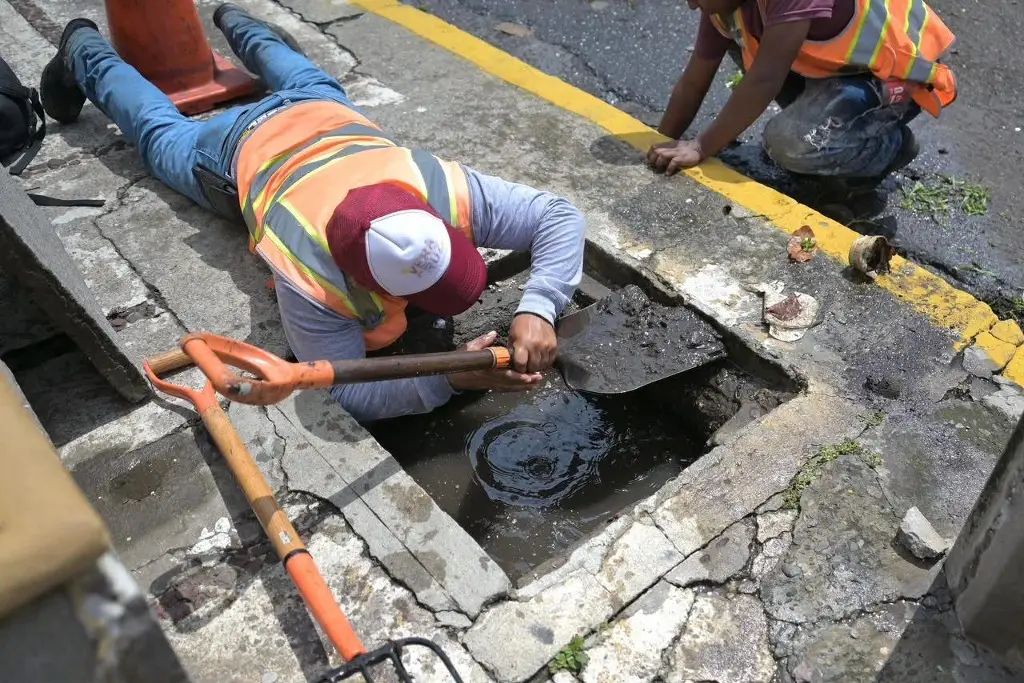 Imagen Veracruz refuerza limpieza de drenajes y canales ante temporada de lluvias