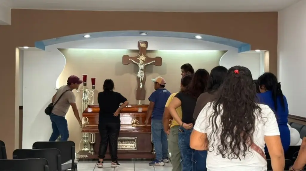 Imagen Despiden en Poza Rica a Luis Ángel López, reportero asesinado. Esto exigen