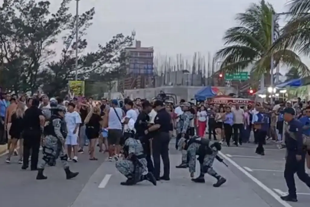 Imagen Se agarran a golpes en Boca del Río; policías y Guardia Nacional intervienen (+ video)