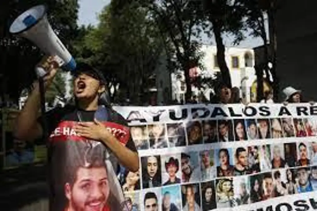 Imagen Si quiere no me vea como un padre que busca a su hijo, véame como un pato: activista a Sheinbaum