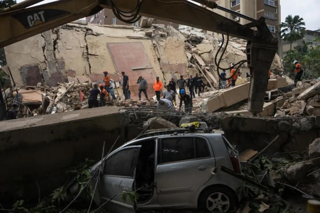 Imagen Venezuela: la búsqueda contrarreloj de sobrevivientes un día después de los terremotos