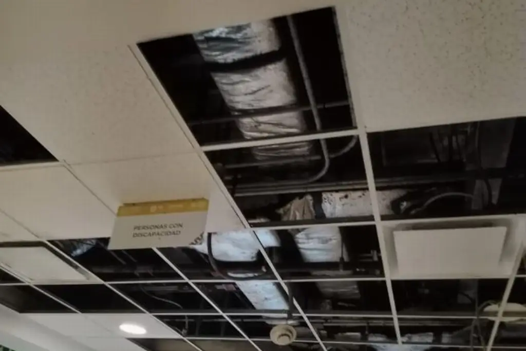 Imagen Torre pediátrica se cae a pedazos, denuncian madres de niños con cáncer