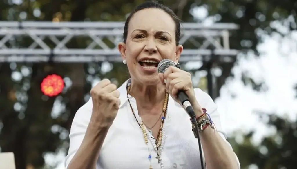 Imagen Corina Machado asegura que Venezuela cerró espacio aéreo para impedir su entrada