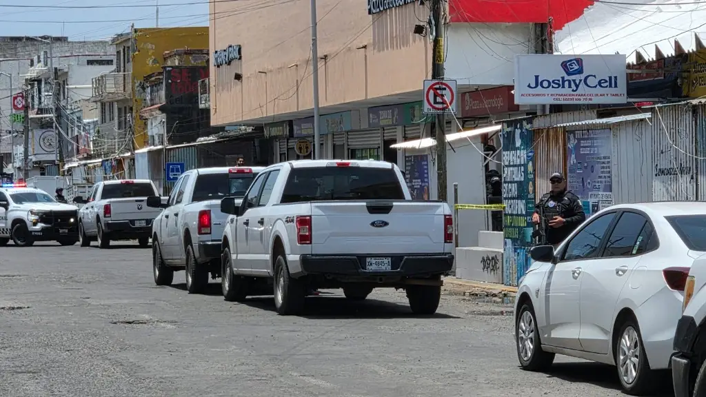 Imagen Realizan megaoperativo junto a plaza comercial de Veracruz