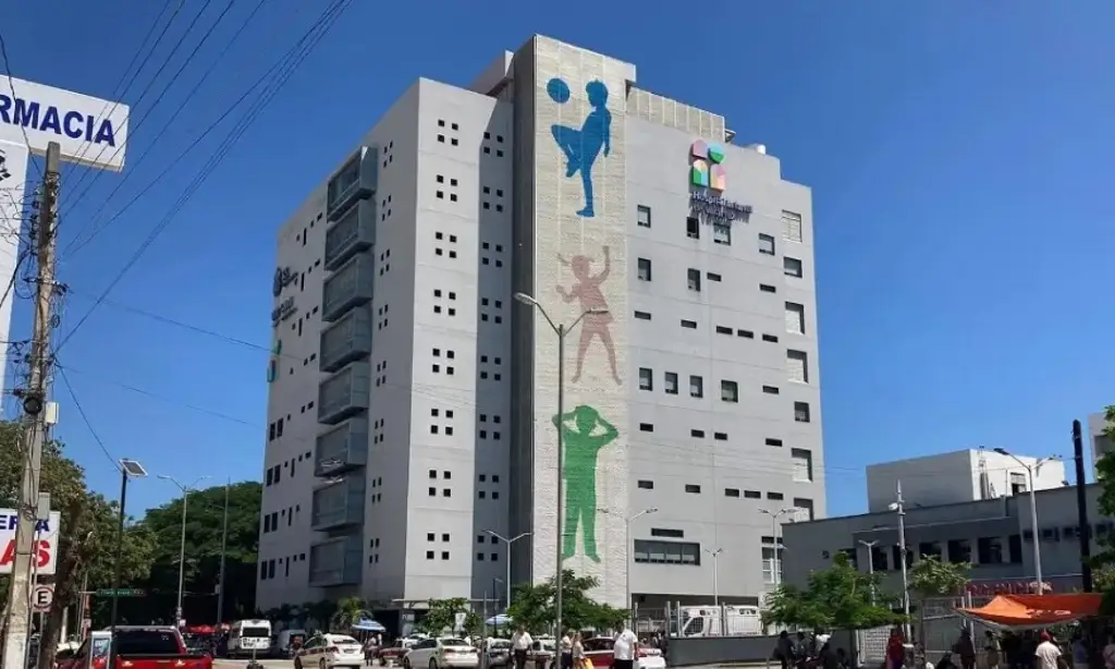 Imagen Se revisará la Torre Pediátrica tras quejas de madres de niños con cáncer: Rocío Nahle 