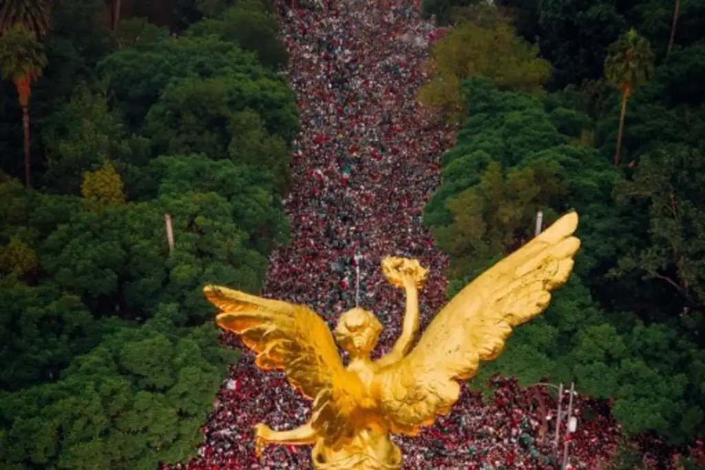 Imagen ¿Quiénes eran los 3 fallecidos por asfixia en festejos por victoria de México?