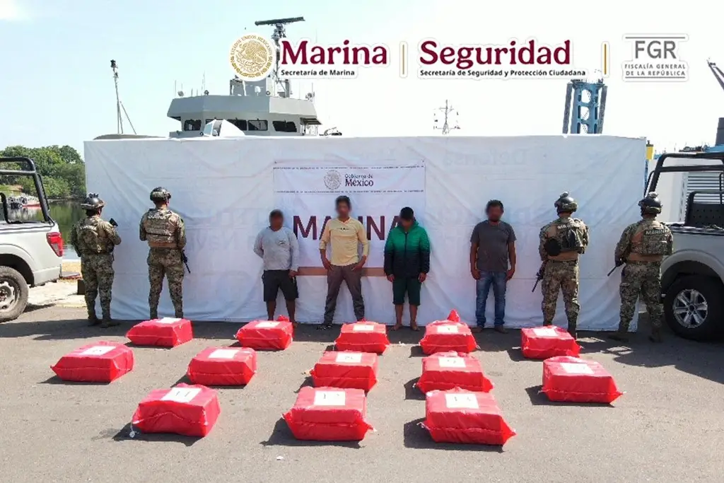 Imagen Marina asegura más de un tonelada de cocaína; hay personas detenidas