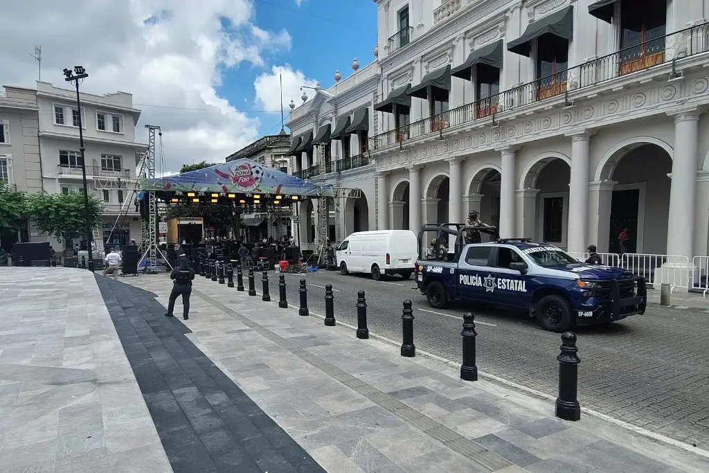 Imagen Por transmisión de México vs Inglaterra en Veracruz despliegan 302 elementos policiacos