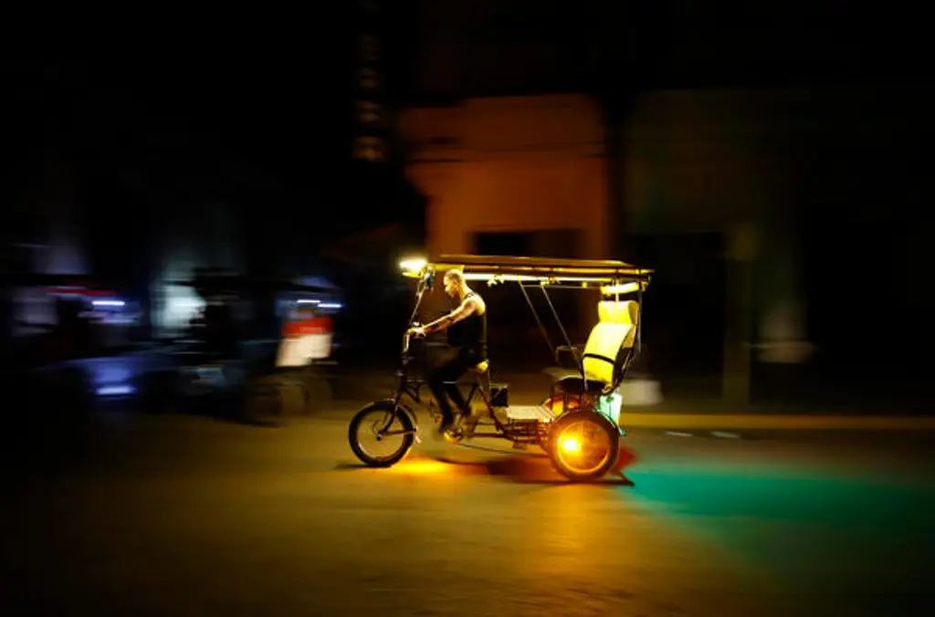 Imagen Los apagones de este jueves afectarán hasta el 71% de Cuba en horario 'pico'