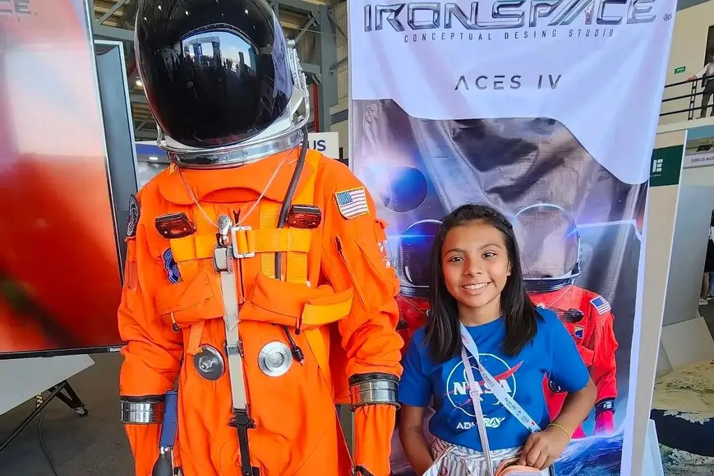Imagen ¿Quién es Adhara Pérez? Joven veracruzana que rompió récords académicos y apunta a la NASA