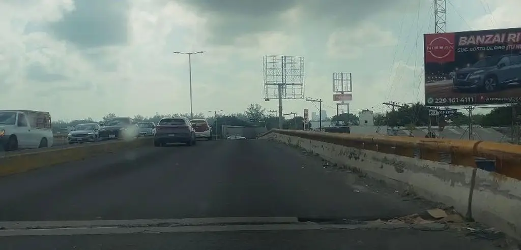 Imagen ¿Es seguro cruzarlo? Automovilistas alertan por el mal estado del Puente Bicentenario