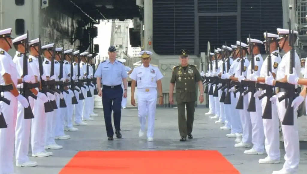 Imagen Embajada de EU destaca reunión entre Marina y Defensa con Comando Norte en Veracruz