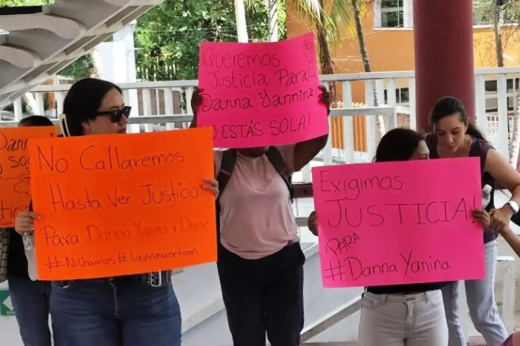 Imagen Marchan en Poza Rica y defienden inocencia de Danna Yanina en caso Dafne